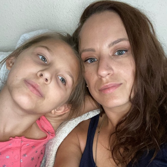 Meet your Posher, Catherine - Picture 1 of 1